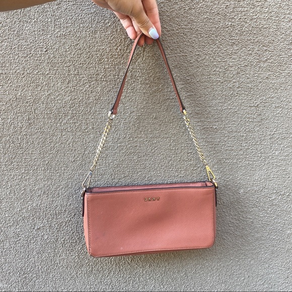 DKNY small bag - Picture 1 of 5